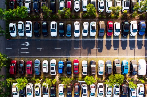 picture of busy car park in the sun